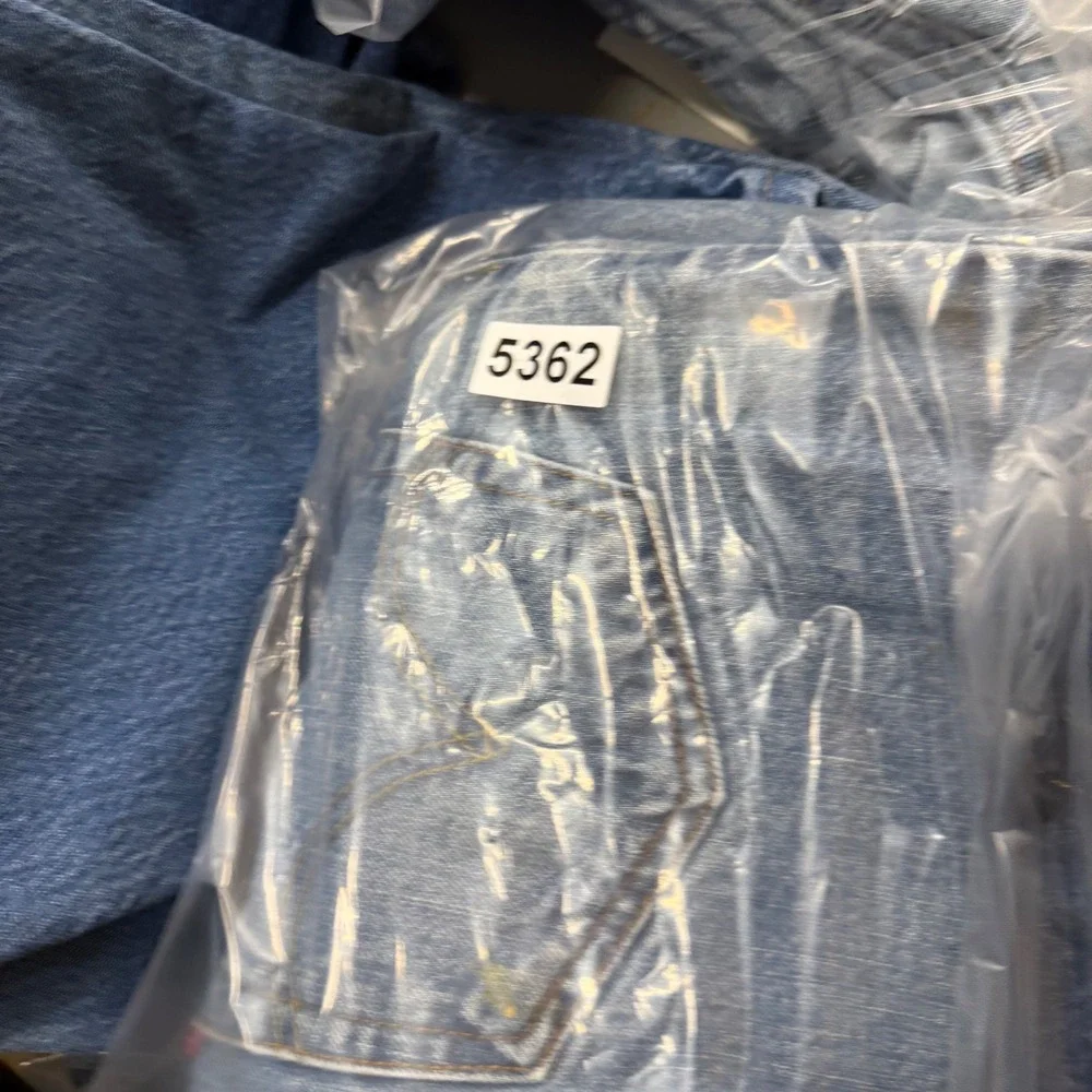 Levis 550 Relaxed Fit Tapered Leg Jeans Mens 36x30 Blue Medium Wash‎ Vintage 90s
